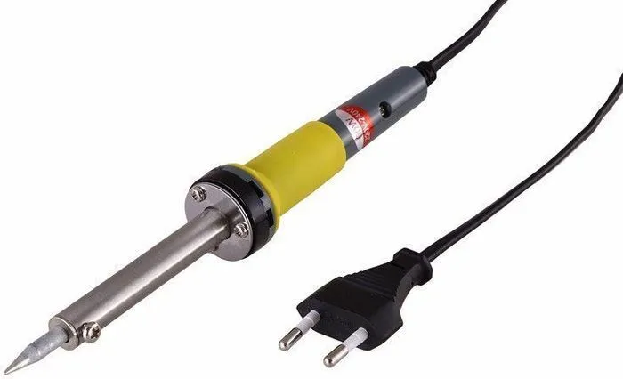 Минимальный набор для монтажа светодиодной ленты в домашних условиях